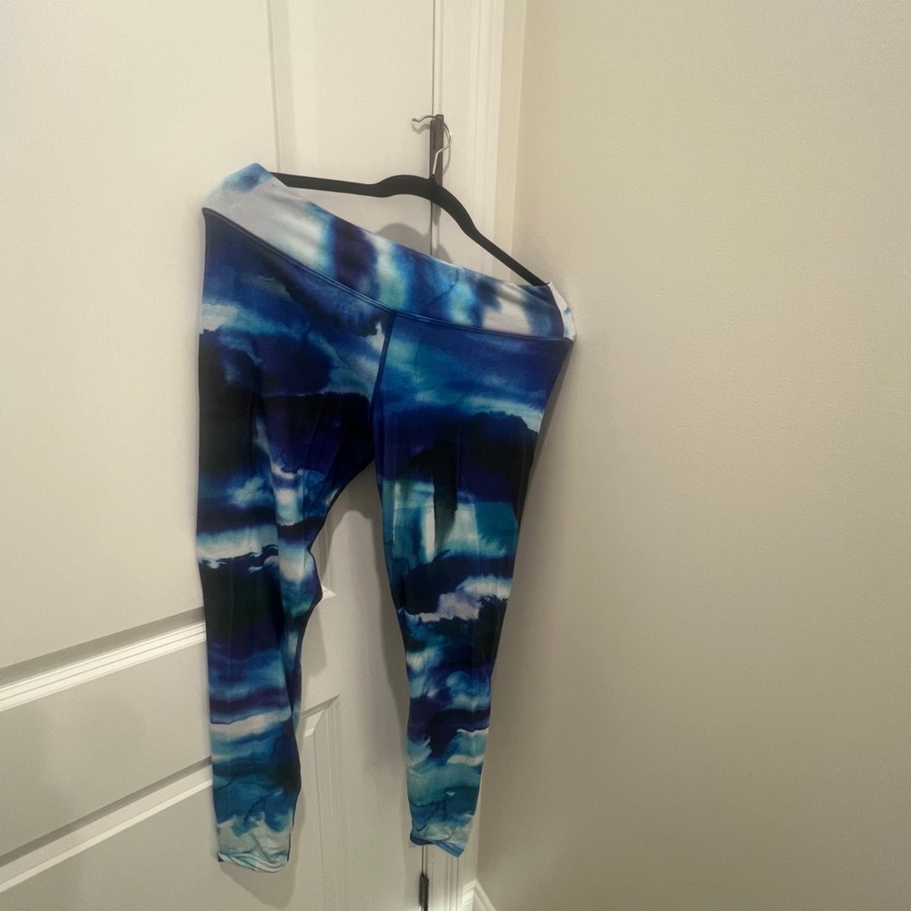 Women’s Base Layer Hot Chillys